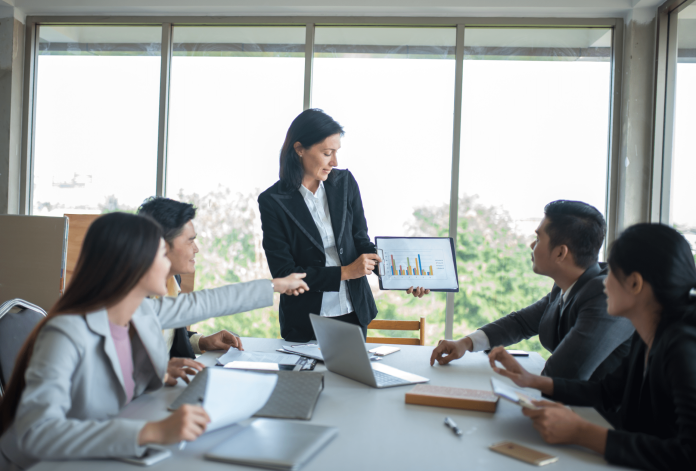 8 business tips for startups