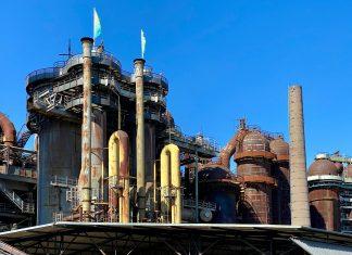 Euro Zone Manufacturing Costs Surge as Supply Chains Face Disruption European manufacturing facility showing industrial production and supply chain operations