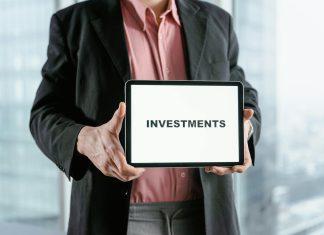 Pershing Square Proposes €55bn Universal Music Group Merger Pershing Square investment firm proposes major acquisition of Universal Music Group through US listing strategy